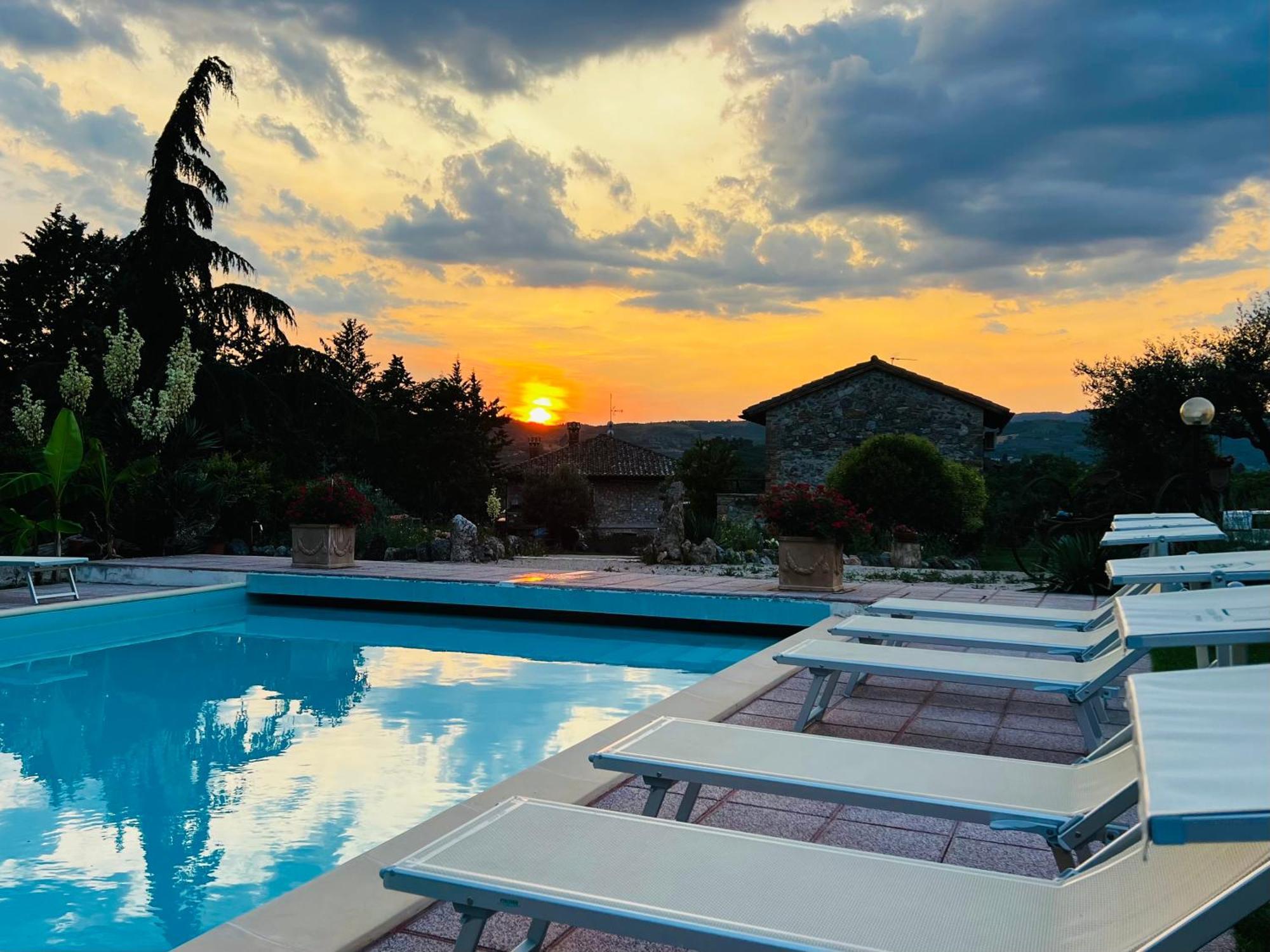 Le Case Di Lisetta Holiday Homes Corciano Luaran gambar
